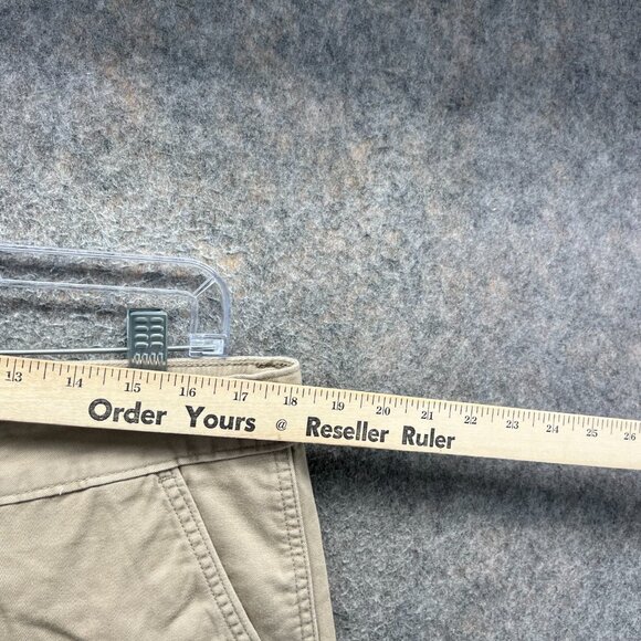 Levi’s Cargo Shorts Mens 34 Khaki Beige Cotton Twill Utility Pockets Casual - Picture 9 of 11